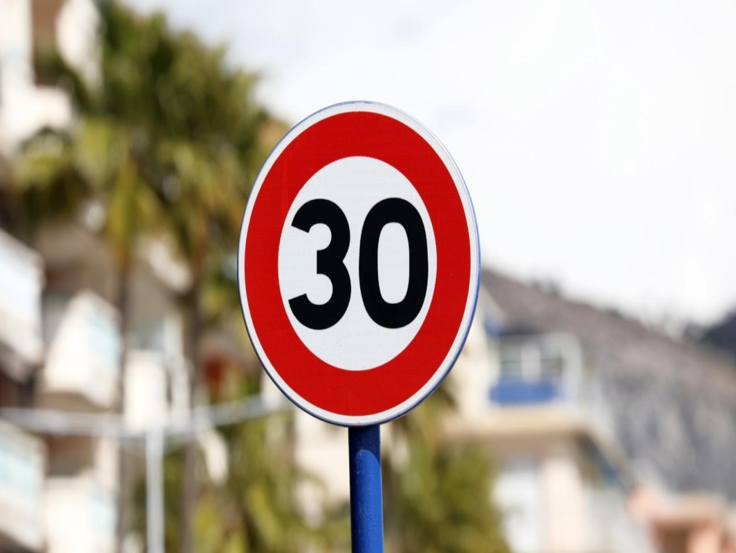 speed limit 30 km hour (1)